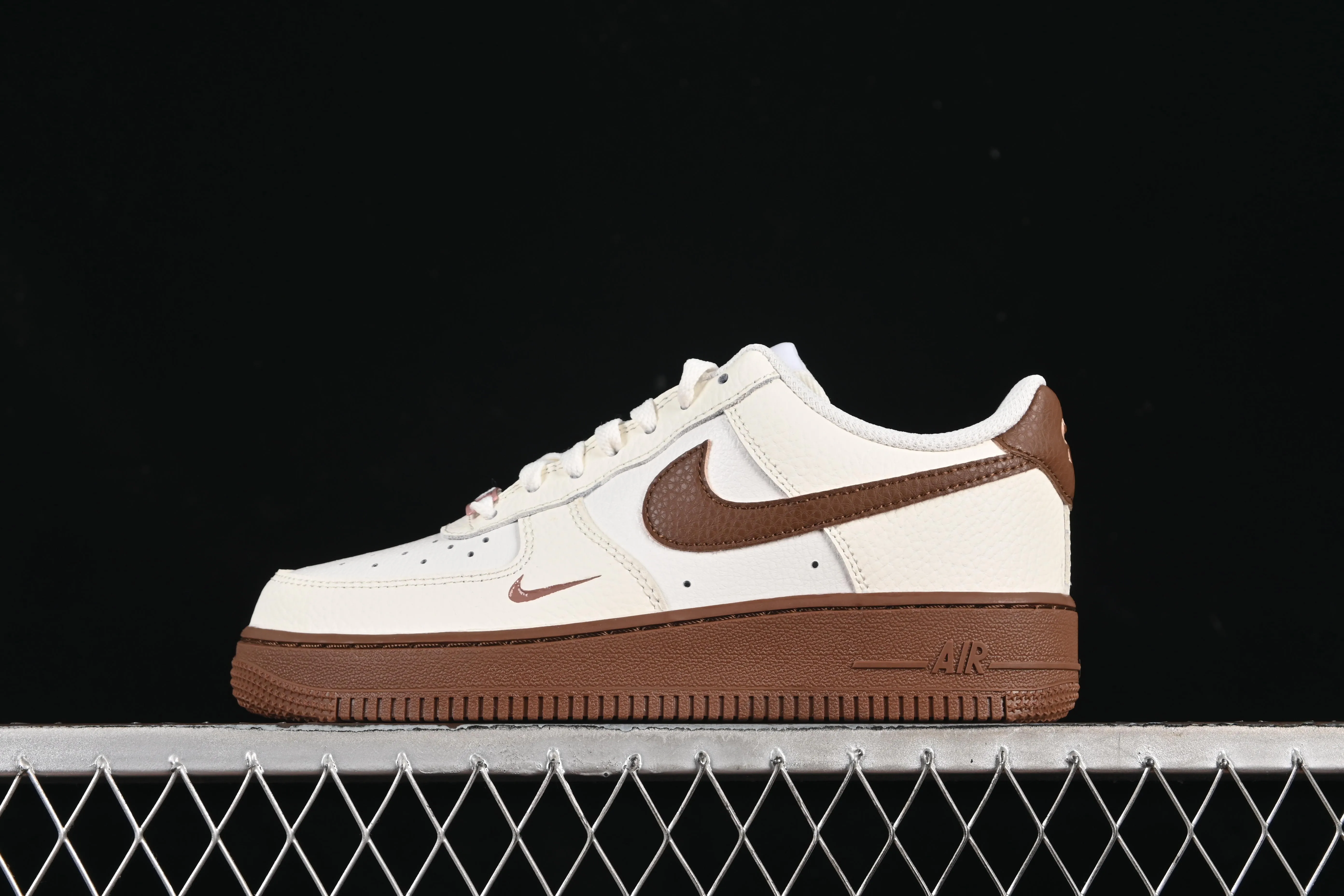 All categories Nk Air Force 1 Air Force series Nk Air Force 1 Low Air Force low-top Nike Air Force 1'07 Low Air Force 1 low-top casual sneakers IM3378-122